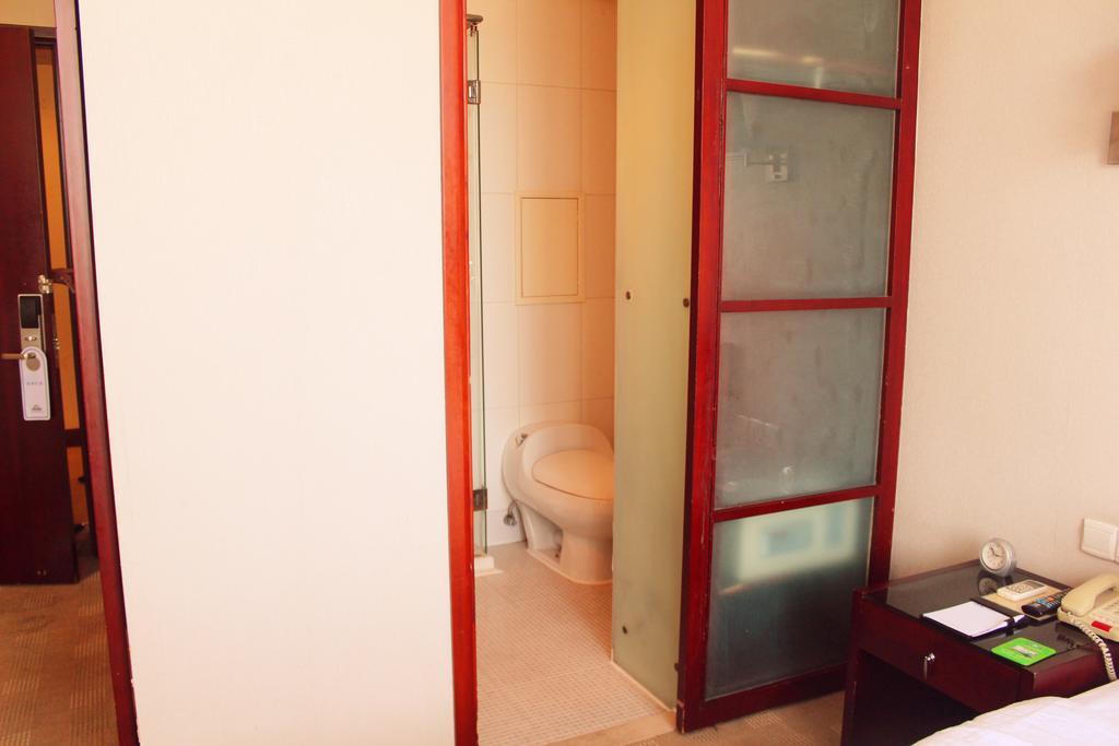 Days Inn Forbidden City Пекин Екстериор снимка