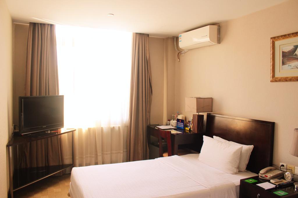 Days Inn Forbidden City Пекин Екстериор снимка